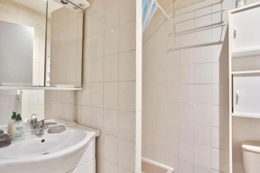 Appartement Design Champ De Mars, 2 Pieces Quartier Tour Eiffel Paris Bagian luar foto